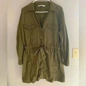 Woman’s ZARA Army Green Long Sleeve Lightweight Button Military Jacket Size M